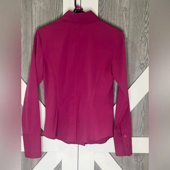 073. Express Magenta Button-Down Shirt size 4 - Picture 2 of 4